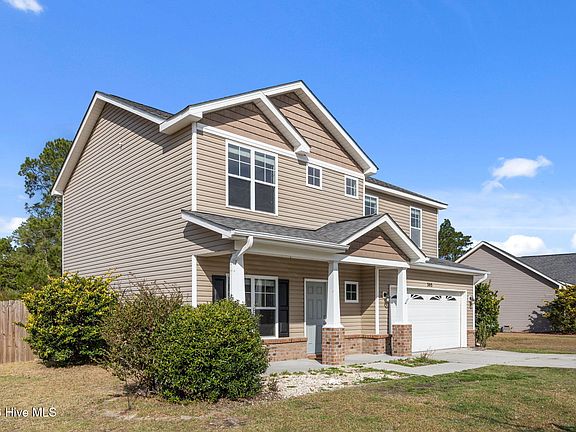 3rd image of 305 Inverness Drive