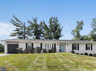 2100 Ridgemont Dr, Finksburg, MD 21048