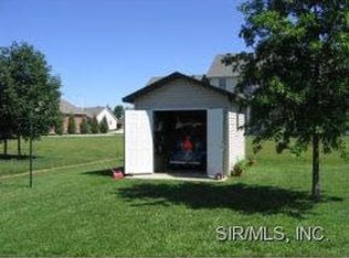 1167 N 9th St, Breese, IL 62230