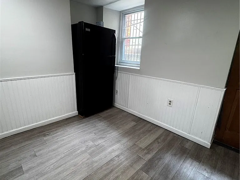 946 Beech Ave #5 — Photo 3