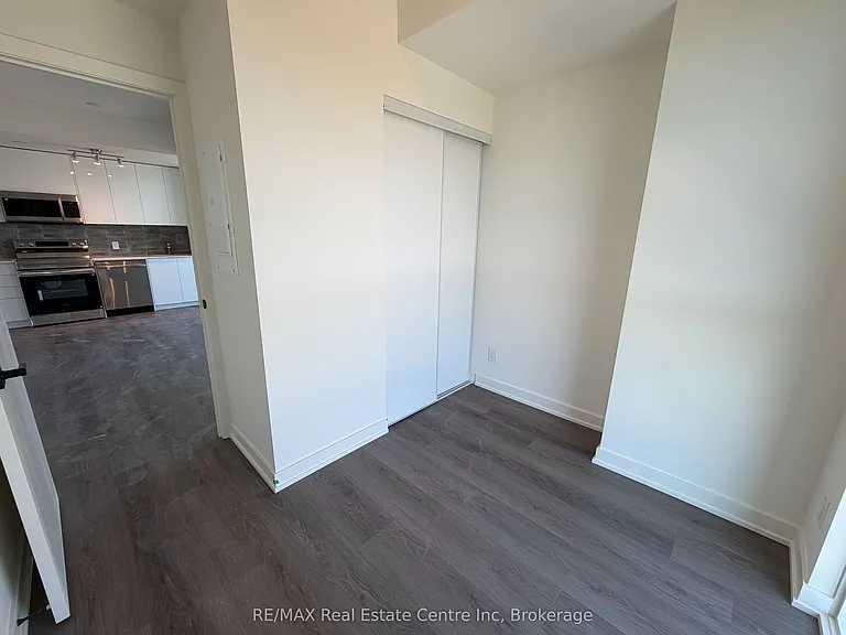 33 Erie Ave #901 — Photo 18