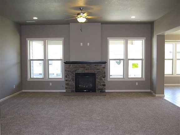 3rd image of 1016 N Oklahoma St