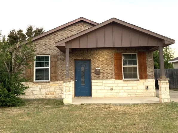 1705 E Davis Ave, Fort Worth, TX 76104