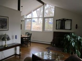 130 Colgate Rd, Nashua, NH 03064