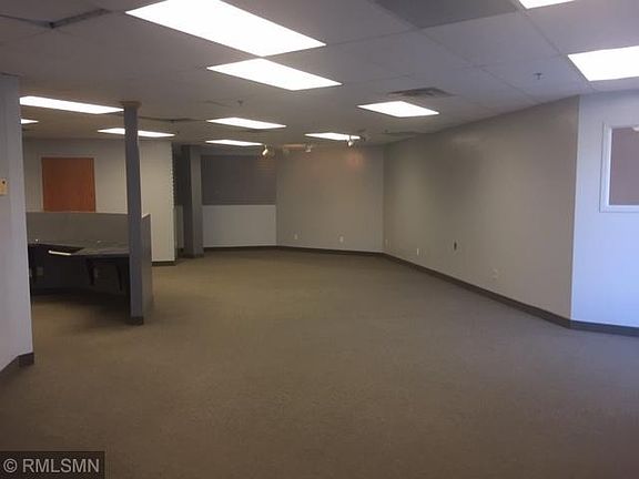 4th image of 25 Lake St N #Ste