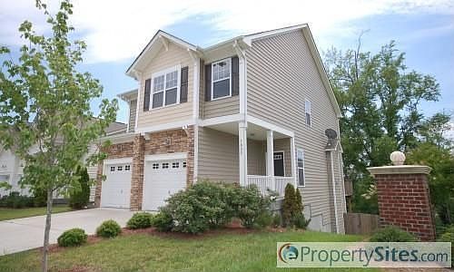 2nd image of 3025 Grande Heights Dr