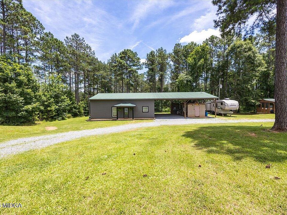 1st image of 170 Arrowhead Dr