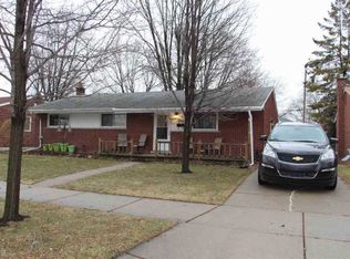 30018 Champine St, Saint Clair Shores, MI 48082