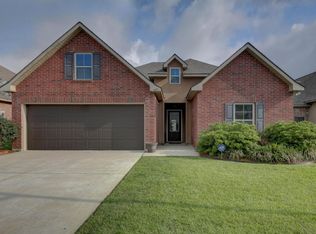 107 Bristow Bayou Rd, Broussard, LA 70518