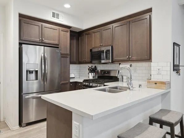 5020 Robles St, Camarillo, CA 93012