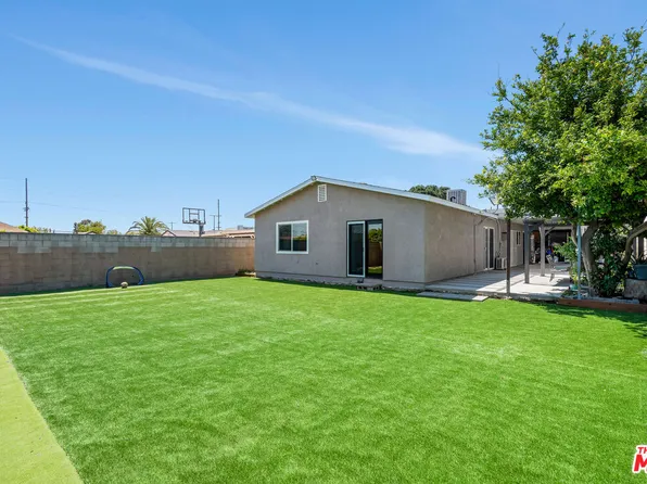 13032 Glamis St, Pacoima, CA 91331