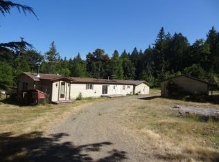 14749 NW Seaview Dr, Seabeck, WA 98380