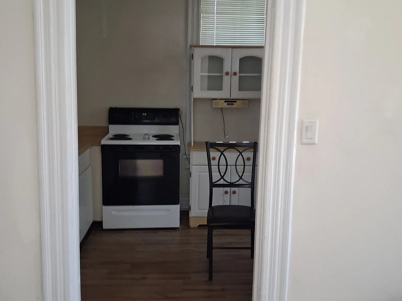 1625 Coleman Ave — Photo 2