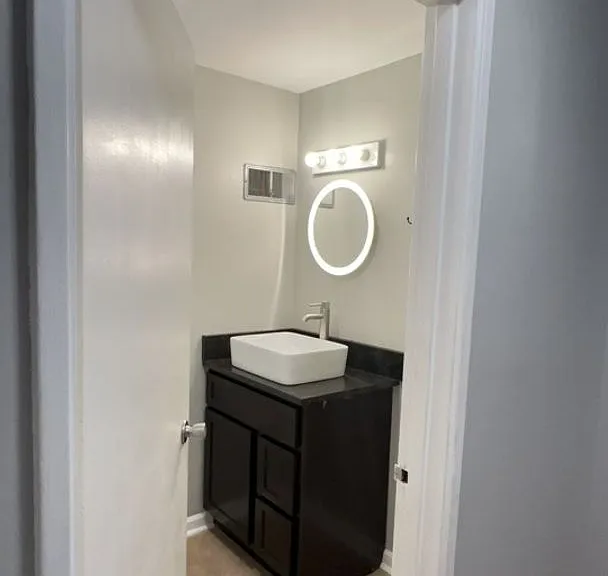 1700 Clinch Ave #611 — Photo 4