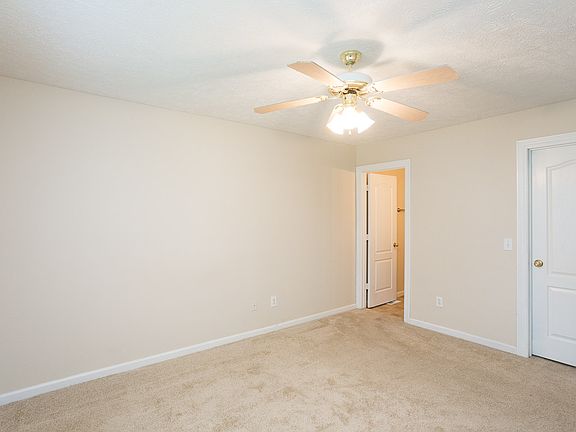 5th image of 1763 Lucille Ln