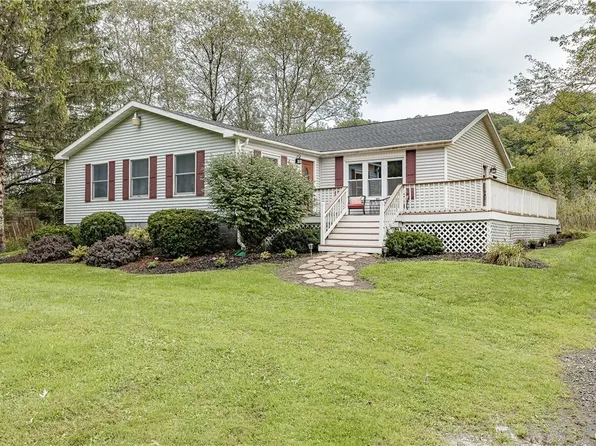 3226 Apulia Rd, Jamesville, NY 13078