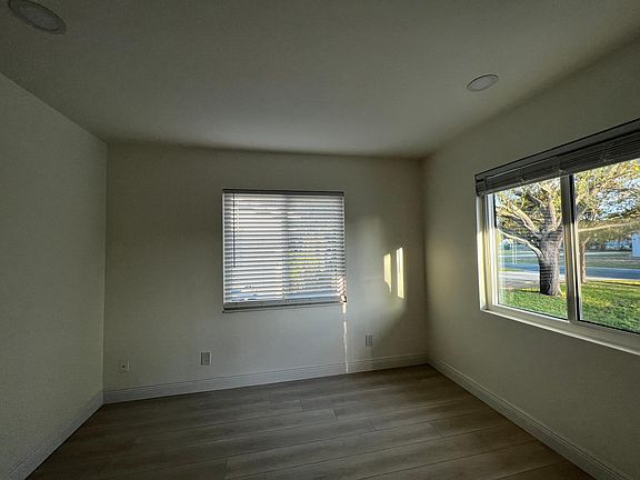2nd image of 815 73rd Ave N #815