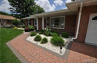 4th image of 1 Elm Dr