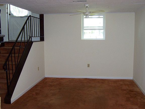 5th image of 857 Savannah Dr