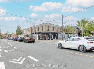 1980 Davenport Rd #12-W03, Toronto, ON M6N 1C4