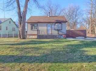 10652 Mortenview Dr, Taylor, MI 48180