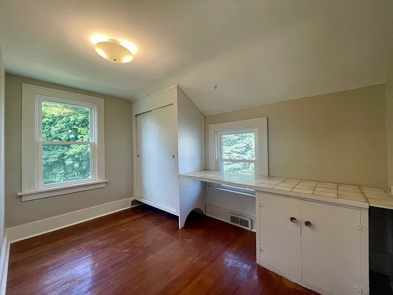 Bonus Room/Large Closet off of Bedroom #4