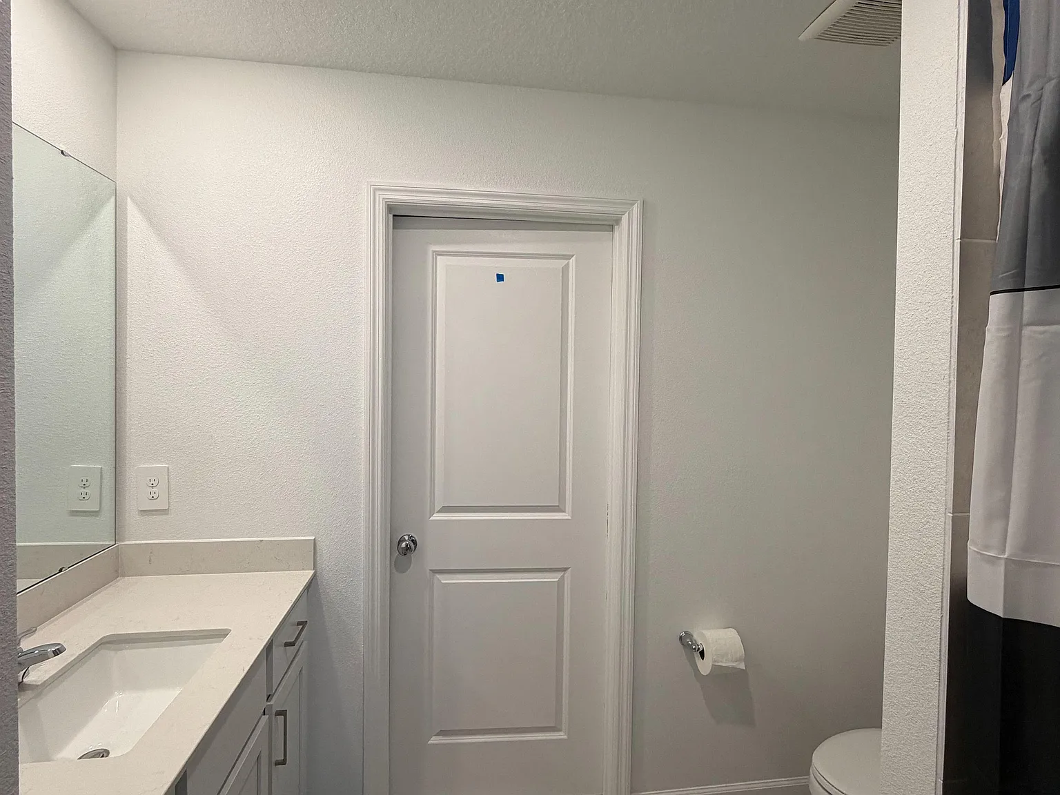 4 bed, 2.5 bath, 1824 sqft, $1,070 — Photo 3
