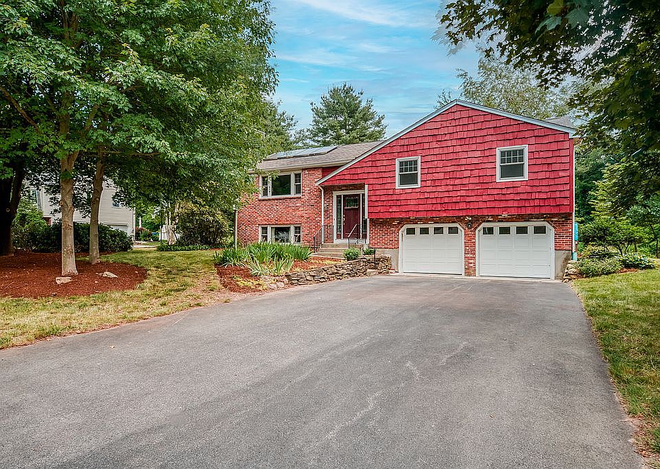 1st image of 465 Dailey Dr