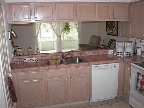 5th image of 819 Elm Forest Dr