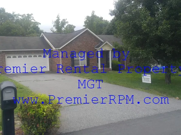 4924 Pond Ct, Conover, NC 28613