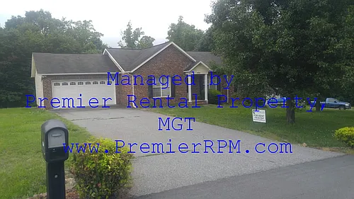4924 Pond Ct Photo 1