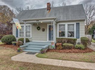 204 W 2nd St, Cherryville, NC 28021
