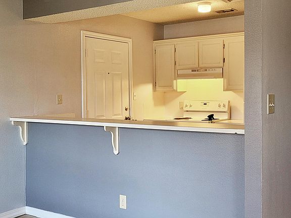 2nd image of 3005 N Trey Dr