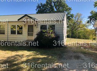 419 SW 3rd St #421, Newton, KS 67114
