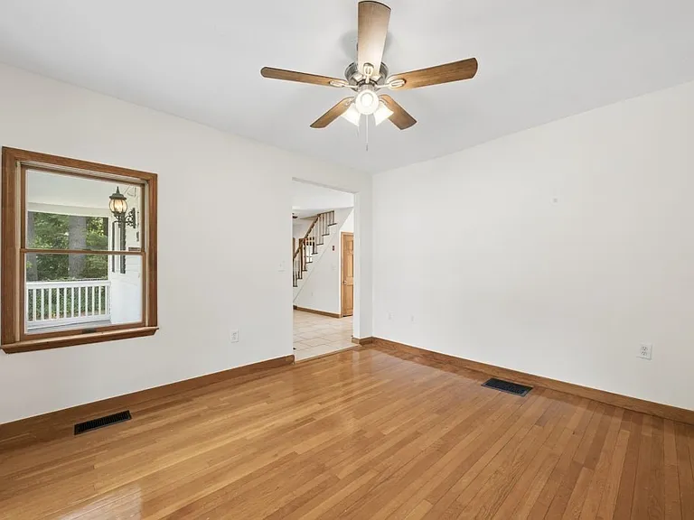 90 E Main St #2 — Photo 7