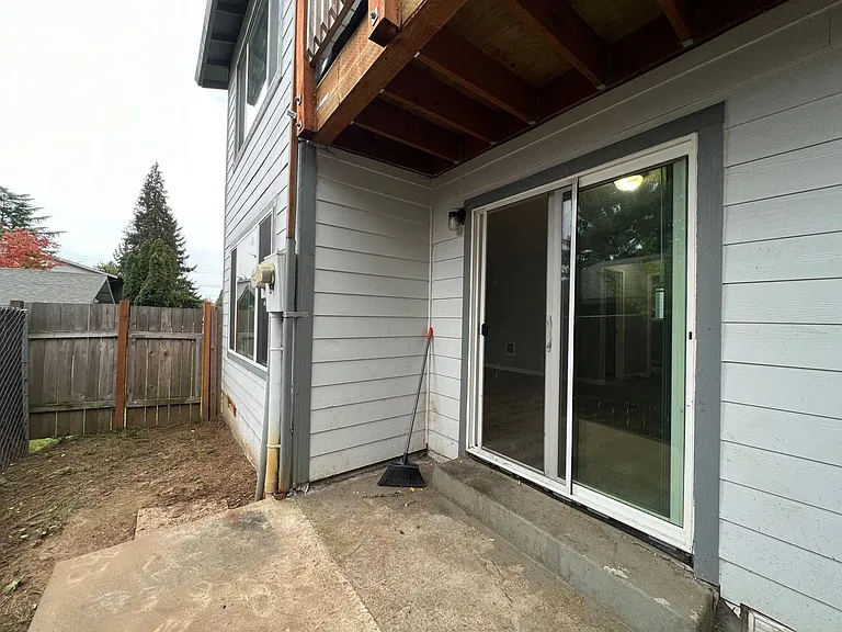 Briar Rose Apartments — Photo 47