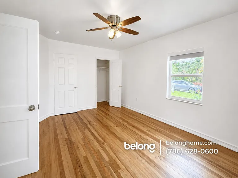 1504 Funston St — Photo 8