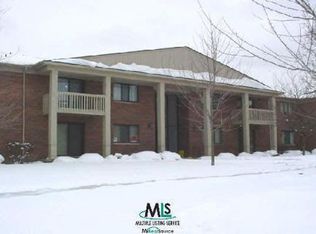 42188 Toddmark Ln APT 4, Clinton Township, MI 48038
