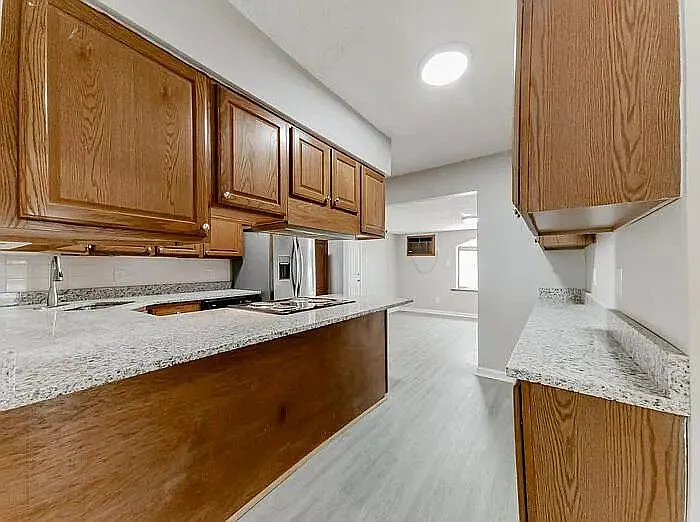 2419 W Park St — Photo 4