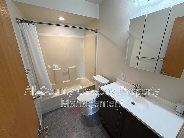 759 Crow Creek Rd — Photo 12
