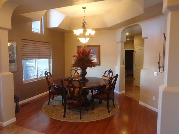 5th image of 2722 Smarty Jones Ln
