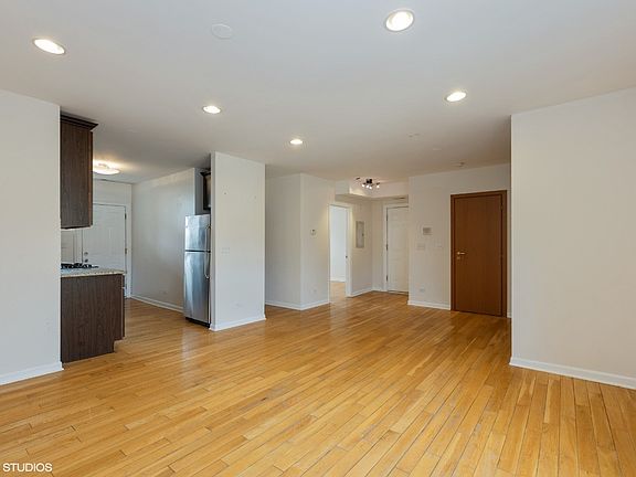 3rd image of 6312-6322 N Richmond St #6316-3A
