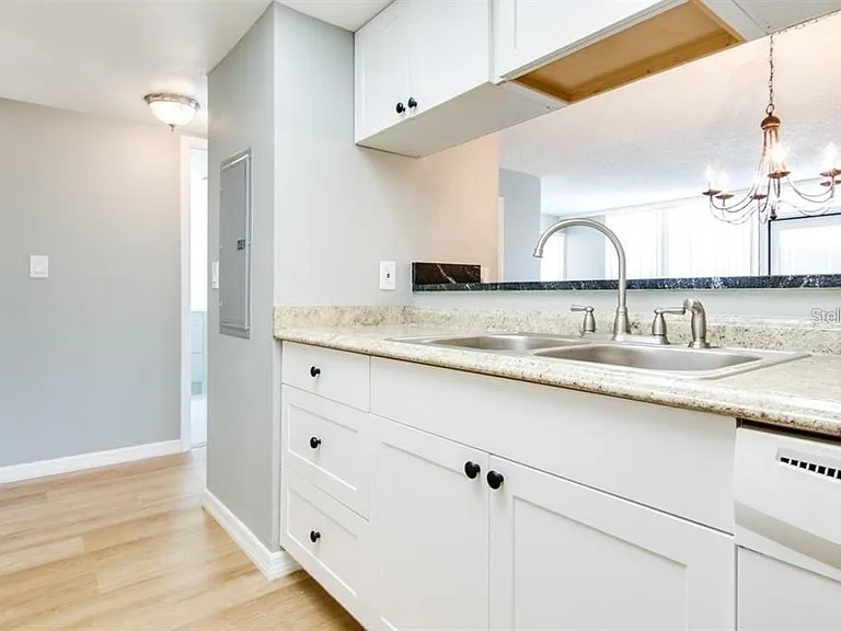 2615 Cove Cay Dr #205 — Photo 3