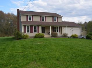 7 Larned Rd, Oxford, MA 01540
