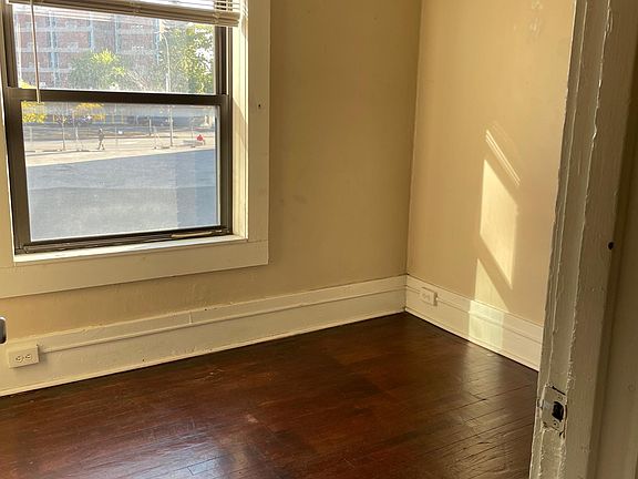 5th image of 239 Andrews St APT 4