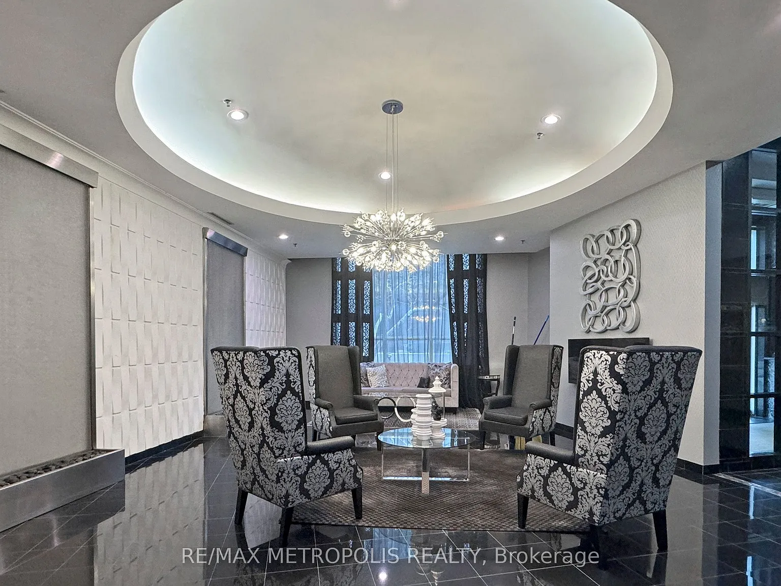 2 bed, $2,750 — Photo 3