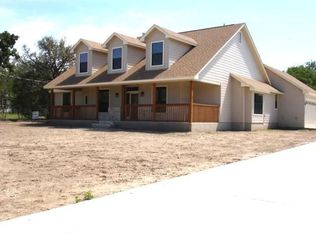 157 Heinen Rd, Bandera, TX 78003