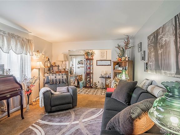 5th image of 1500 N Snyder Rd