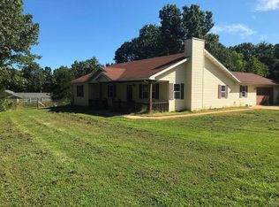 17368 Banquet Dr, Crocker, MO 65452