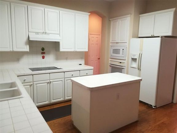 5th image of 3116 Rocky Mountain Dr
